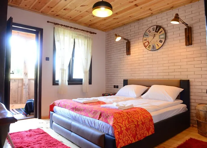 Dream House * Leshten